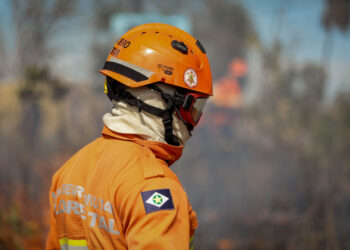 Corpo de Bombeiros combate três incêndios em Cáceres e Cuiabá nesta quinta-feira (4)