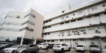 Ginecologistas e obstetras do Hospital Santa Helena entram em greve