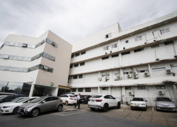 MP dá 48 horas para Hospital Santa Helena pagar médicos