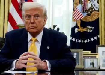 Maioria dos norte-americanos considera ações de Trump na economia muito erráticas, diz pesquisa