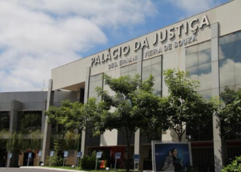 TJ vê imoralidade e derruba lei que garantia verba de R$ 3,8 mil a vereadores
