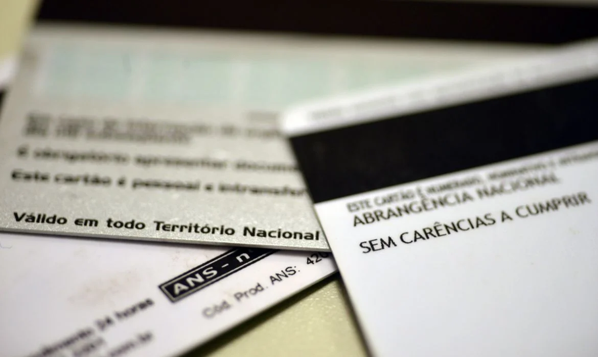 Planos de saúde ganharam 1,2 milhão de clientes em 2025, mostra ANS