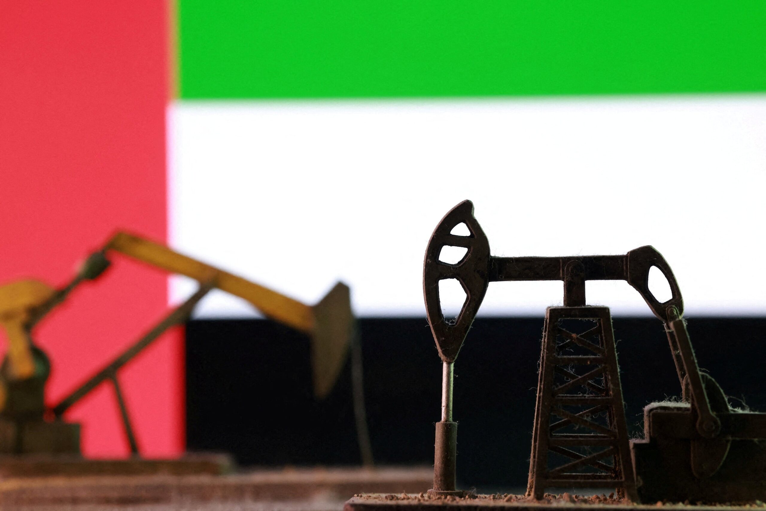 Petróleo do Oriente Médio se torna o mais caro do mundo conforme guerra corta fornecimento