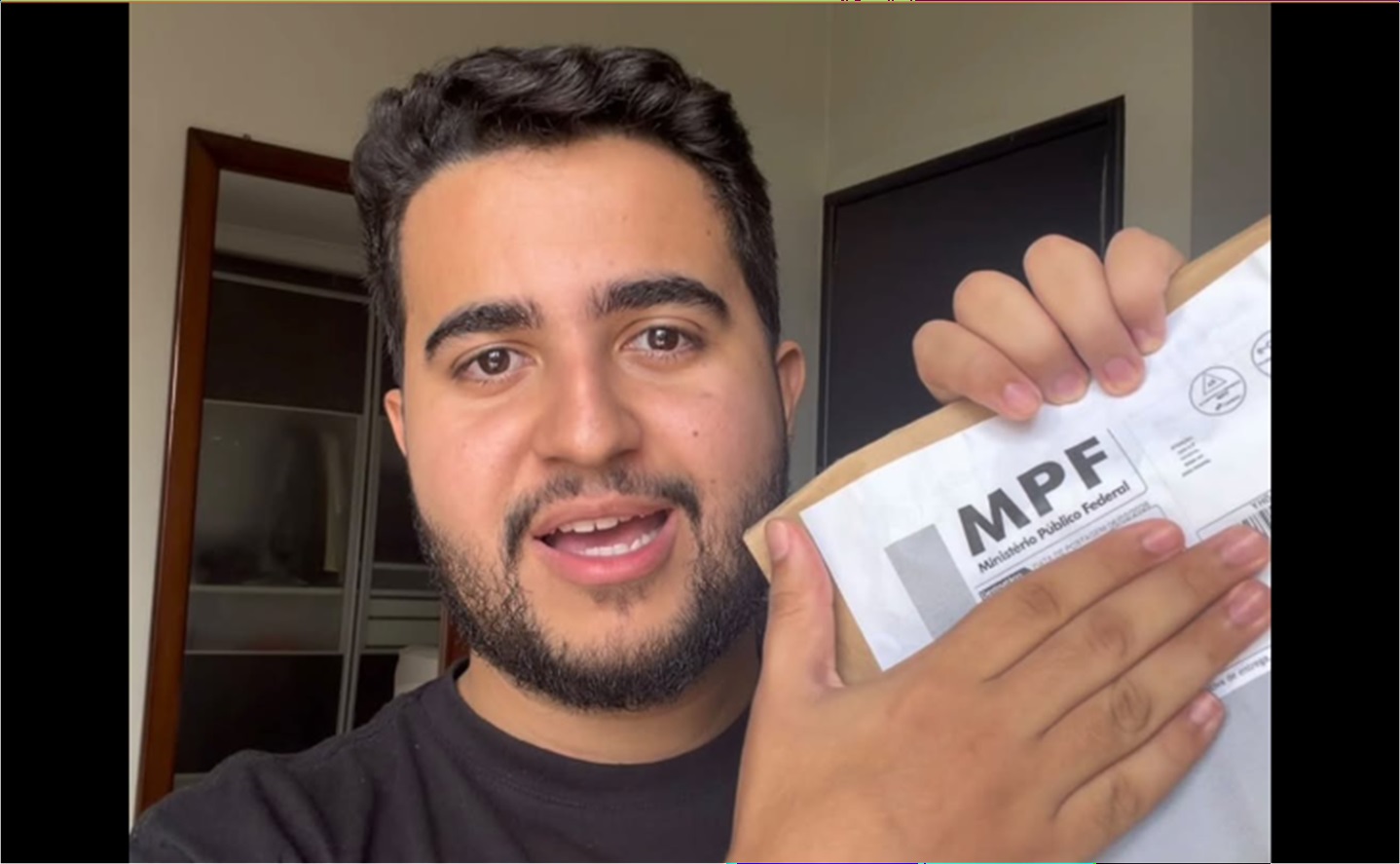 Evangelista é denunciado ao MPF por culto em universidade