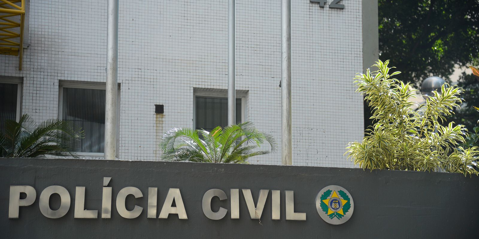  Operação da PF mira fraudes bancárias do Comando Vermelho