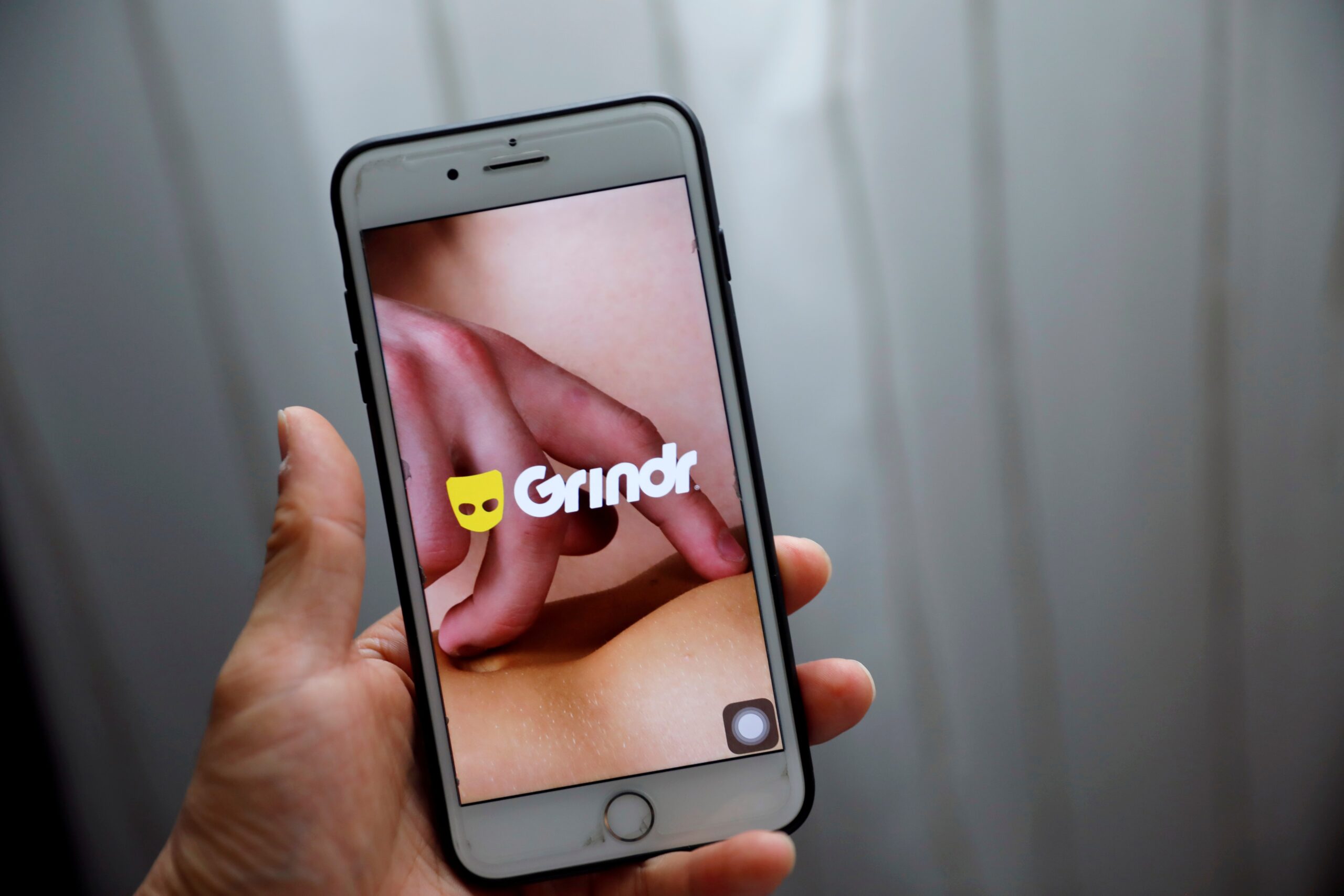 Grindr começa a exigir verificação de idade para usuários no Brasil