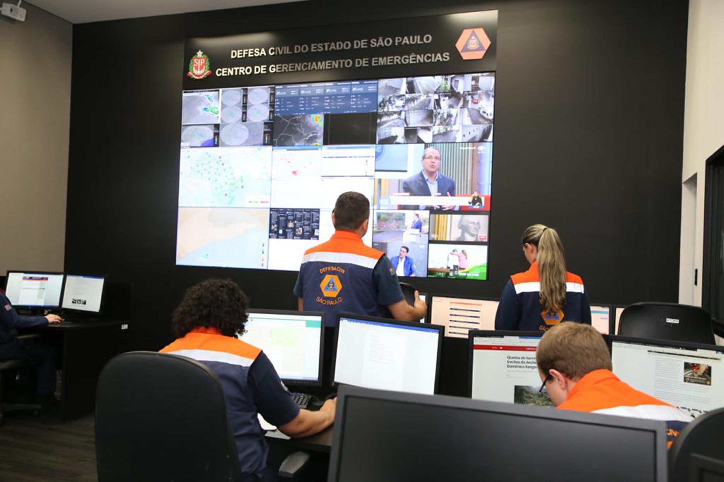 Defesa Civil de SP desabilita ferramenta de alertas climáticos após ataque hacker investigado em sistema nacional