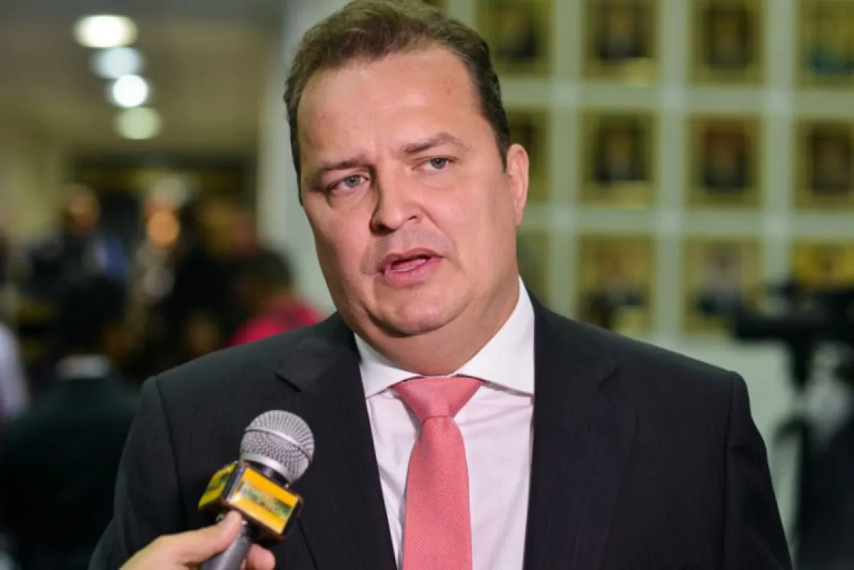 Max diz que Abilio cria cortina de fumaça e que gestor tem que cuidar da Capital; 'no final a conta chega'