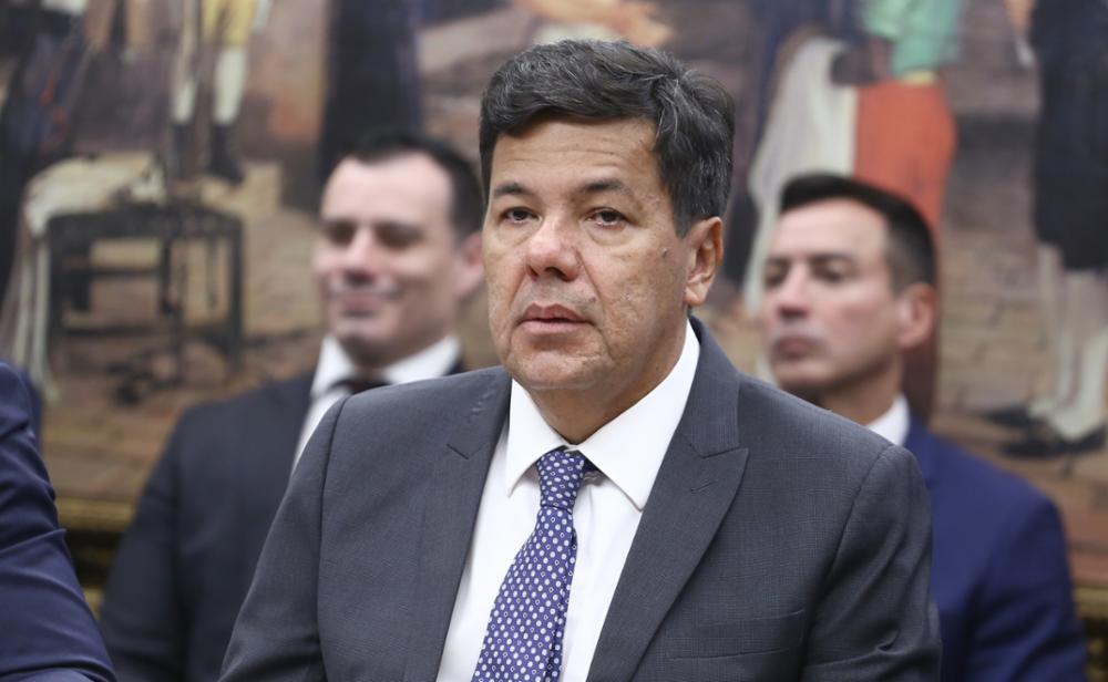 Mendonça Filho anuncia candidatura independente ao Senado em PE