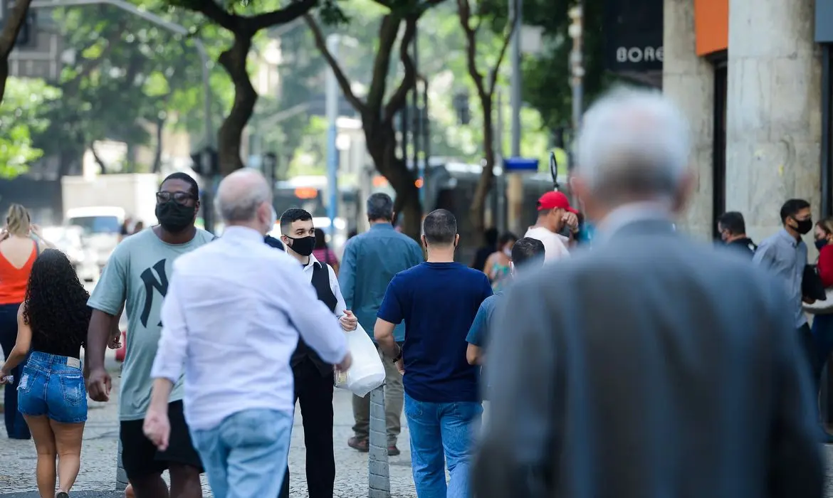 81% querem candidato que acredite em Deus, aponta pesquisa da UFF